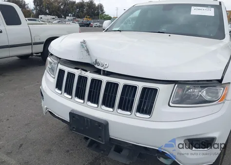 2015 Jeep Grand Cherokee Laredo z USA, uszkodzony, nr VIN 1C4RJEAGXFC826312